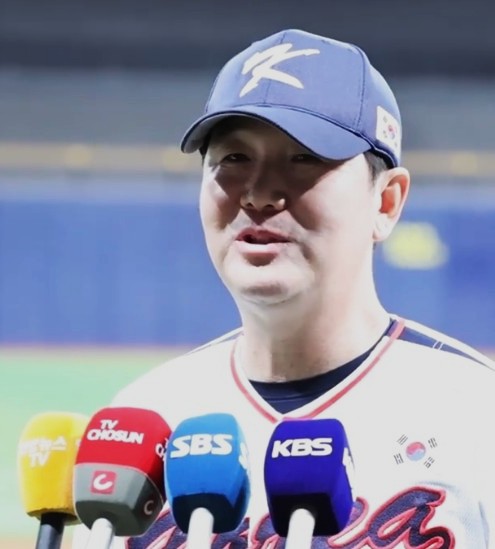 류지현 감독. (사진=네이버 중계 갈무리)