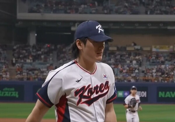 선발 곽빈이 2이닝 4K 무실점 호투했다. (사진=네이버 중계 갈무리)