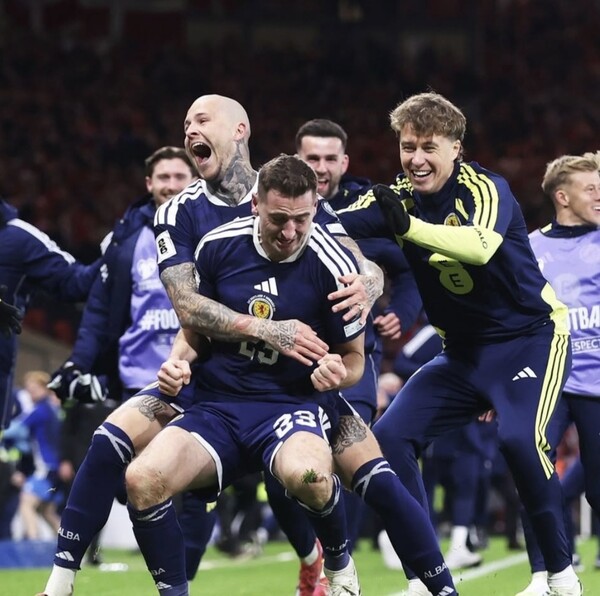 환호하는 선수들. (사진=스코틀랜드 축구협회)