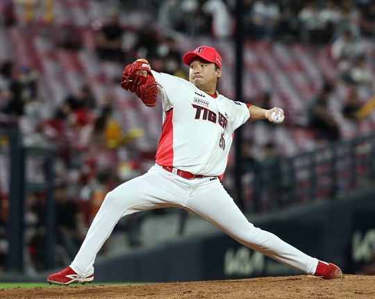 좌완 왕국 KIA에서 자신만의 특색으로 생존 경쟁력을 충분히 과시한 이준영(사진=KIA)