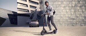 긴급진단, 전동킥보드 퇴출 법안 '대안 없는 규제... 다 죽는다' [더게이... - 뉴스 썸네일 이미지