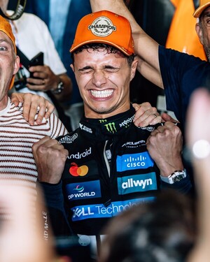 "내 방식대로 이겼다"...랜도 노리스, 페르스타펀 5연패 저지하고 F1 정... - 뉴스 썸네일 이미지